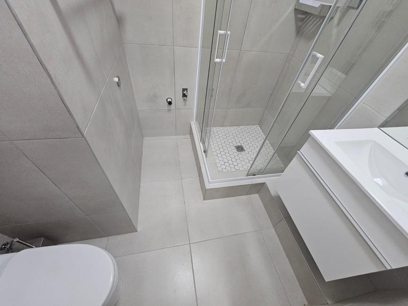 To Let 2 Bedroom Property for Rent in Table View Western Cape